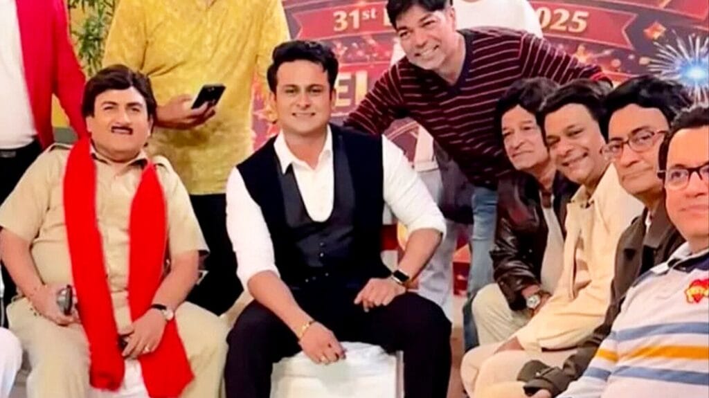 Image - TMKOC ka New Year party mein Dharmendra ji, Image source/ Instagram 